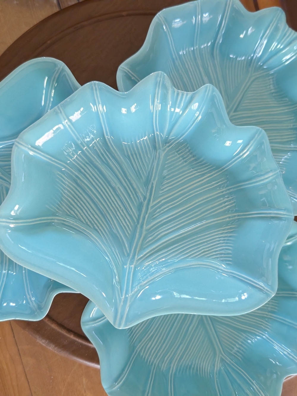 Turquoise Leaf Ceramic Serving Bowl - Elegant Home Dining